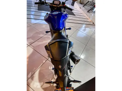 YAMAHA MT-03 300 ABS, Foto 11