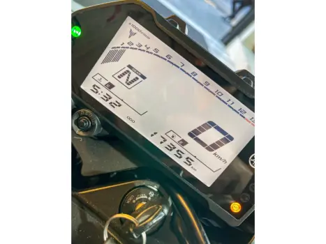 YAMAHA MT-03 300 ABS, Foto 12