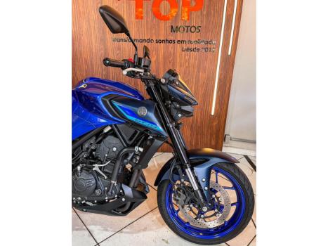 YAMAHA MT-03 300 ABS, Foto 2