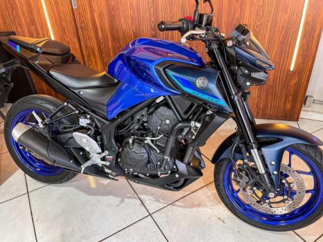 YAMAHA MT-03 300 ABS, Foto 3