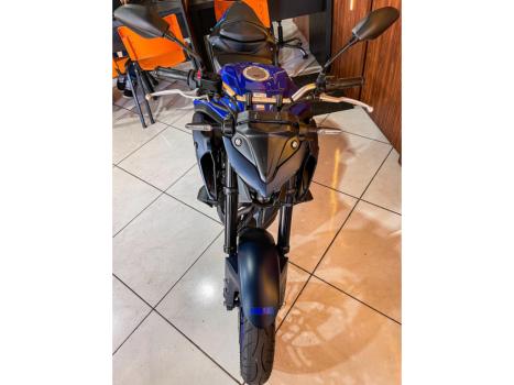 YAMAHA MT-03 300 ABS, Foto 4