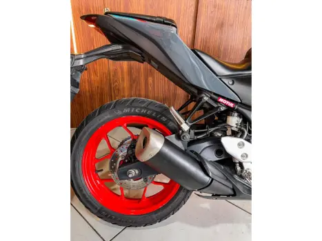 YAMAHA MT-03 300 ABS, Foto 12