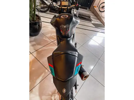 YAMAHA MT-03 300 ABS, Foto 13