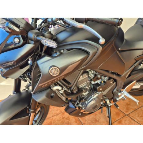 YAMAHA MT-03 300 ABS, Foto 5