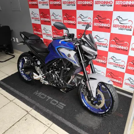 YAMAHA MT-03 300 ABS, Foto 5
