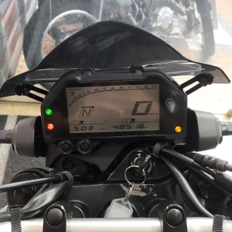 YAMAHA MT-03 300 ABS, Foto 7