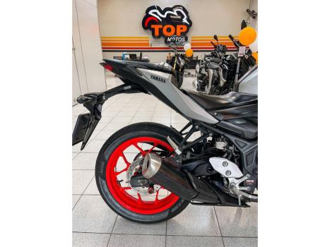 YAMAHA MT-03 300 ABS, Foto 8