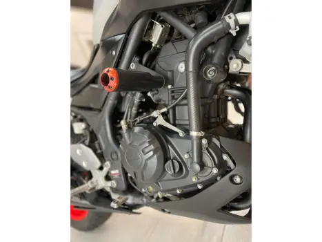 YAMAHA MT-03 300 ABS, Foto 9