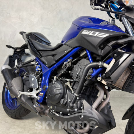 YAMAHA MT-03 300 ABS, Foto 5