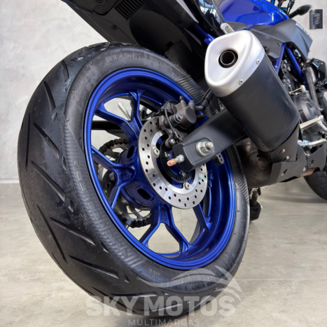 YAMAHA MT-03 300 ABS, Foto 9
