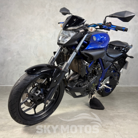 YAMAHA MT-03 300 ABS, Foto 14