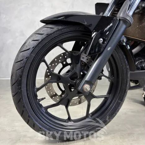 YAMAHA MT-03 300 ABS, Foto 16