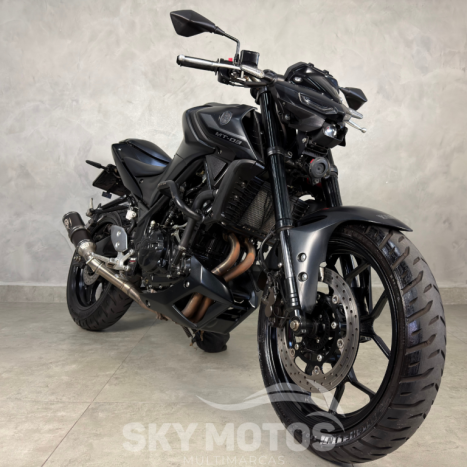 YAMAHA MT-03 300 ABS, Foto 5