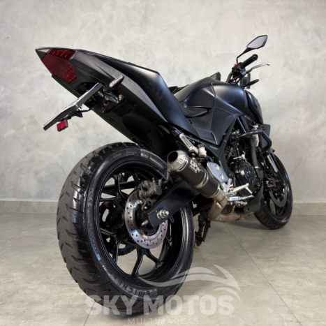YAMAHA MT-03 300 ABS, Foto 7