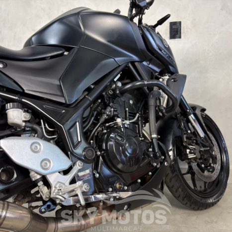 YAMAHA MT-03 300 ABS, Foto 8