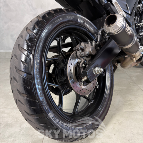 YAMAHA MT-03 300 ABS, Foto 9