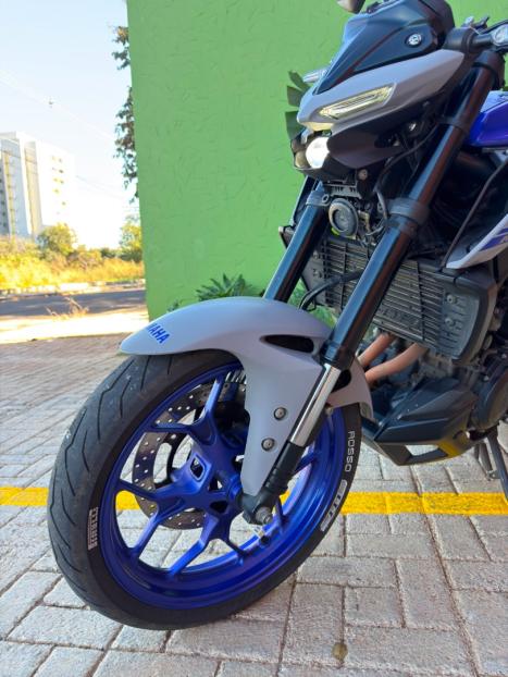 YAMAHA MT-03 300 ABS, Foto 9