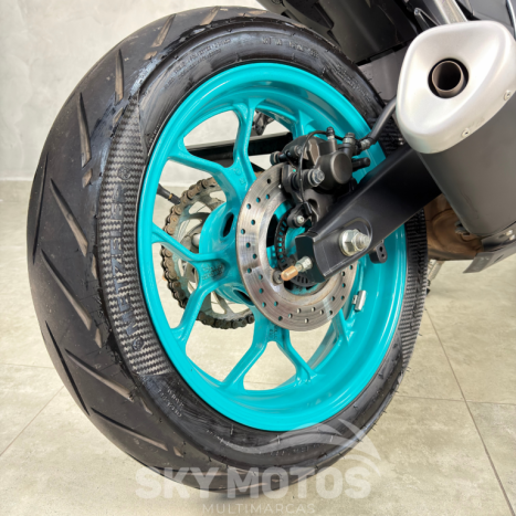 YAMAHA MT-03 300 ABS, Foto 9