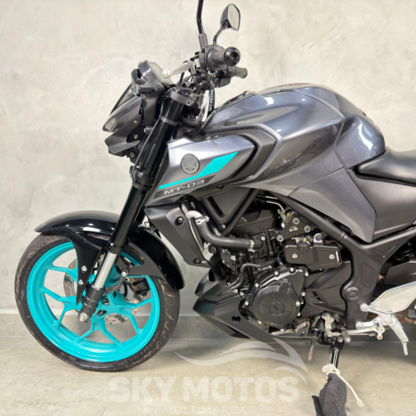 YAMAHA MT-03 300 ABS, Foto 12