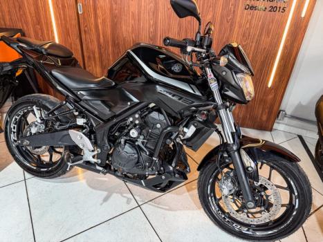 YAMAHA MT-03 300 ABS, Foto 3