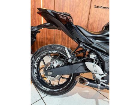 YAMAHA MT-03 300 ABS, Foto 10