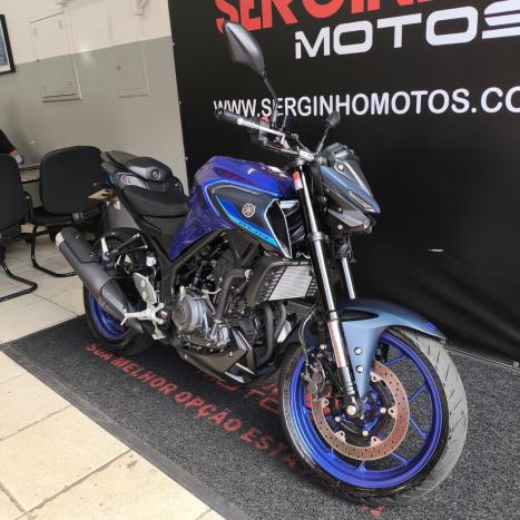 YAMAHA MT-03 300 ABS, Foto 2