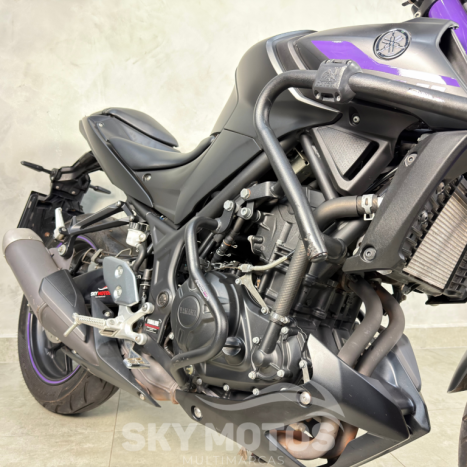 YAMAHA MT-03 300 ABS, Foto 5