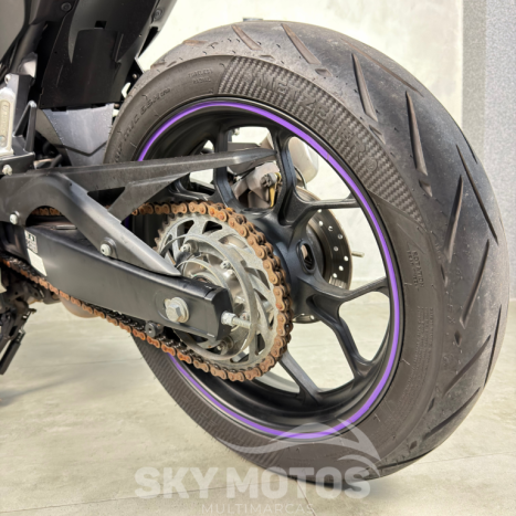 YAMAHA MT-03 300 ABS, Foto 19