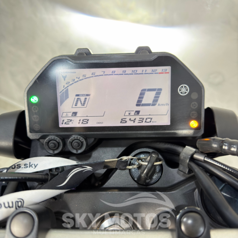 YAMAHA MT-03 300 ABS, Foto 20