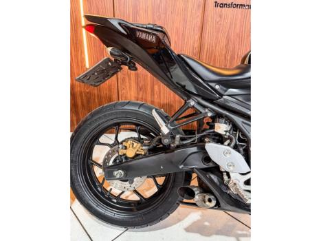 YAMAHA MT-03 300 ABS, Foto 9