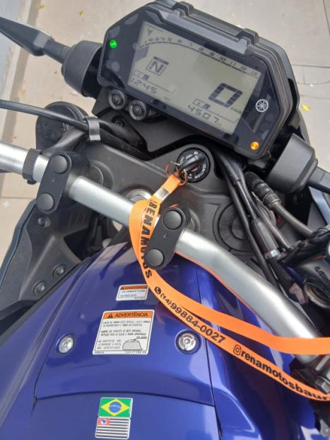 YAMAHA MT-03 300 ABS, Foto 3