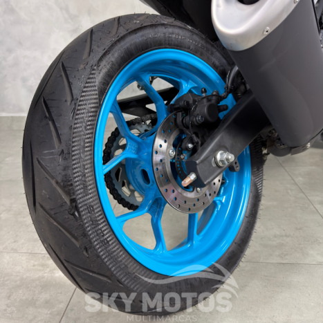 YAMAHA MT-03 300 ABS, Foto 7