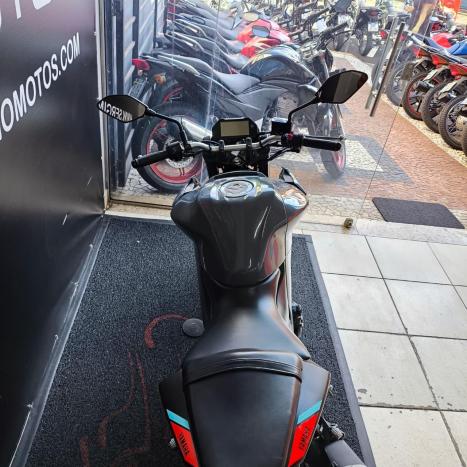 YAMAHA MT-03 300 ABS, Foto 6