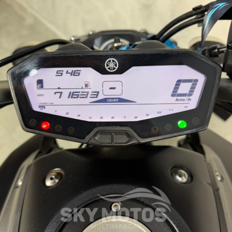YAMAHA MT-07 700 , Foto 12