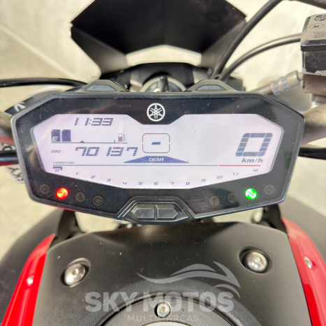 YAMAHA MT-07 700 , Foto 20