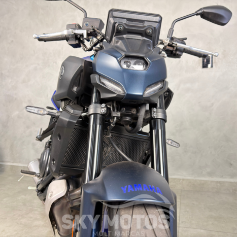 YAMAHA MT-07 700 , Foto 7
