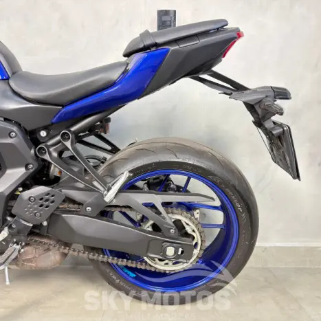 YAMAHA MT-07 700 , Foto 13