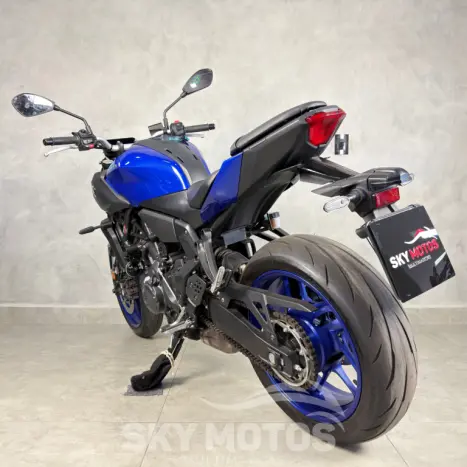 YAMAHA MT-07 700 , Foto 18