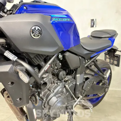 YAMAHA MT-07 700 , Foto 19