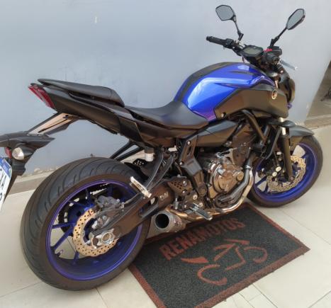 YAMAHA MT-07 700 ABS, Foto 5