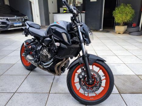 YAMAHA MT-07 700 ABS, Foto 1