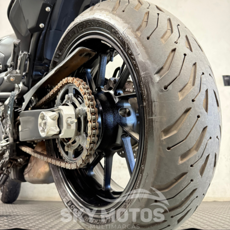 YAMAHA MT-07 700 ABS, Foto 19