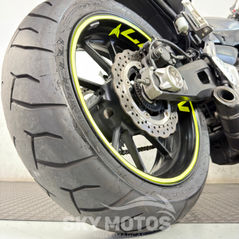 YAMAHA MT-07 700 ABS, Foto 9