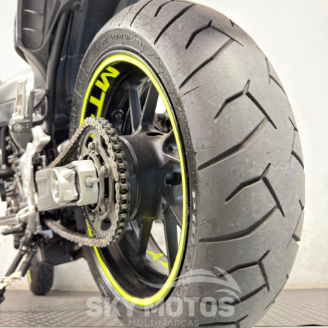 YAMAHA MT-07 700 ABS, Foto 19