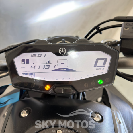 YAMAHA MT-07 700 ABS, Foto 20