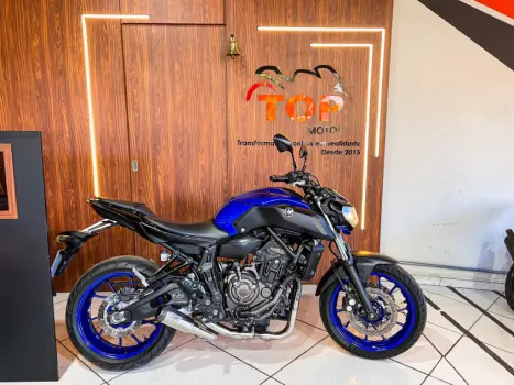 YAMAHA MT-07 700 ABS, Foto 1