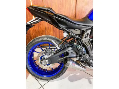 YAMAHA MT-07 700 ABS, Foto 9