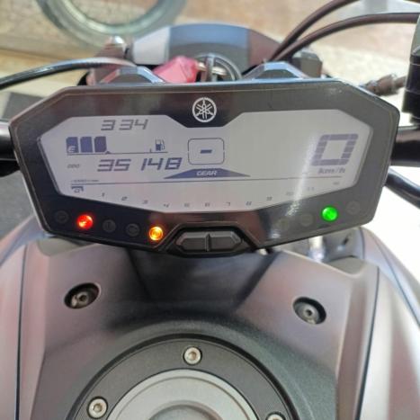 YAMAHA MT-07 700 ABS, Foto 5