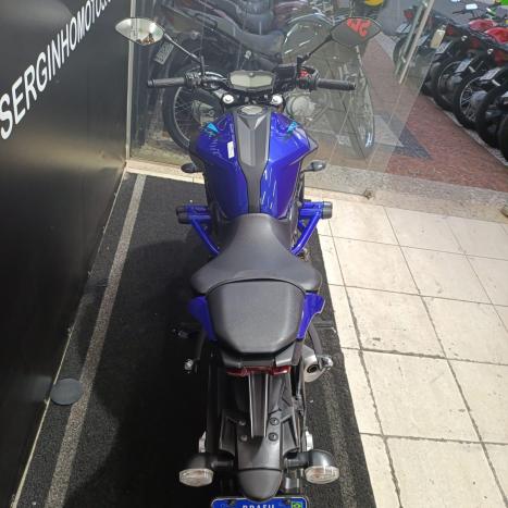 YAMAHA MT-07 700 ABS, Foto 4