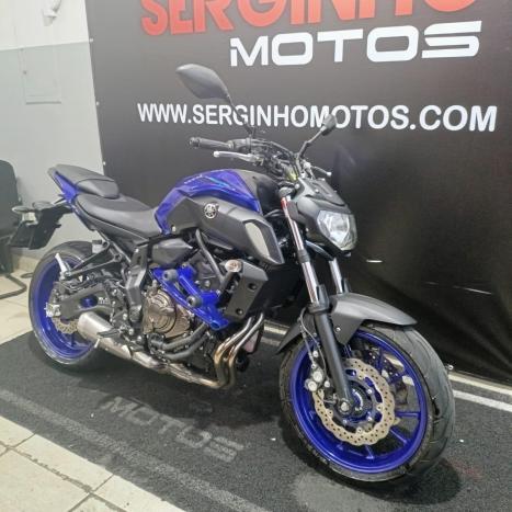 YAMAHA MT-07 700 ABS, Foto 6